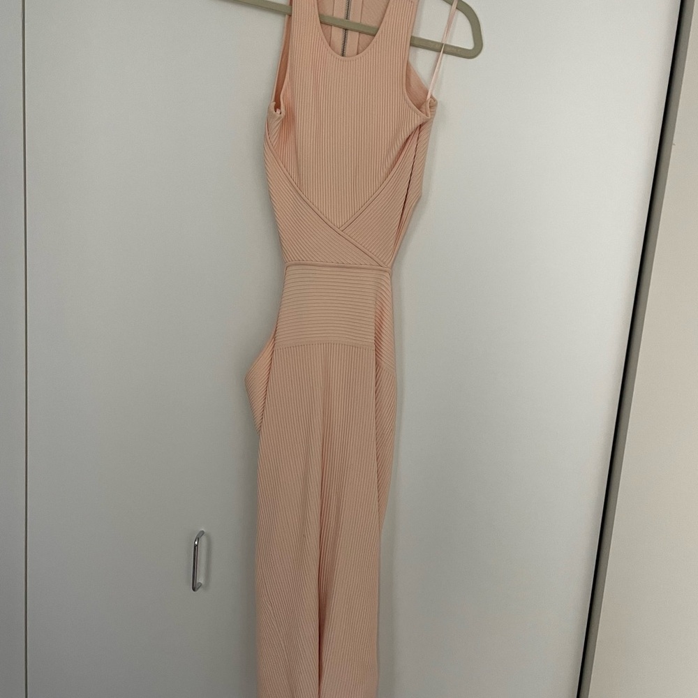 Elegant Peach Sleeveless Jumpsuit
